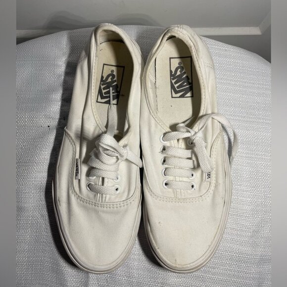 Vans Shoes - Vans Unisex 507452 White Casual Shoes Sneakers Men’s 7 Women’s 8.5 Low Profile